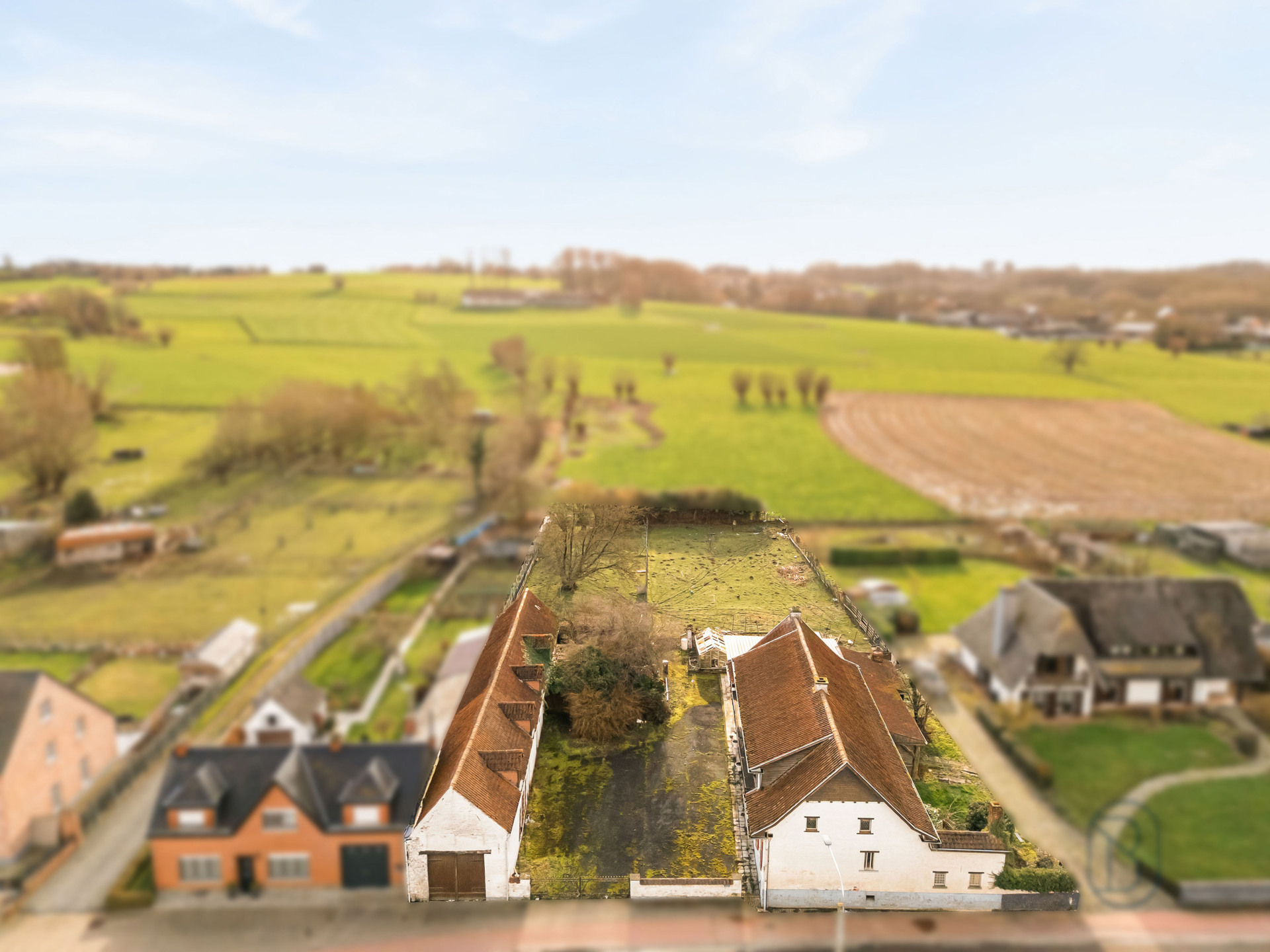 Te renoveren charmante hoeve met véél potentieel! - foto 2