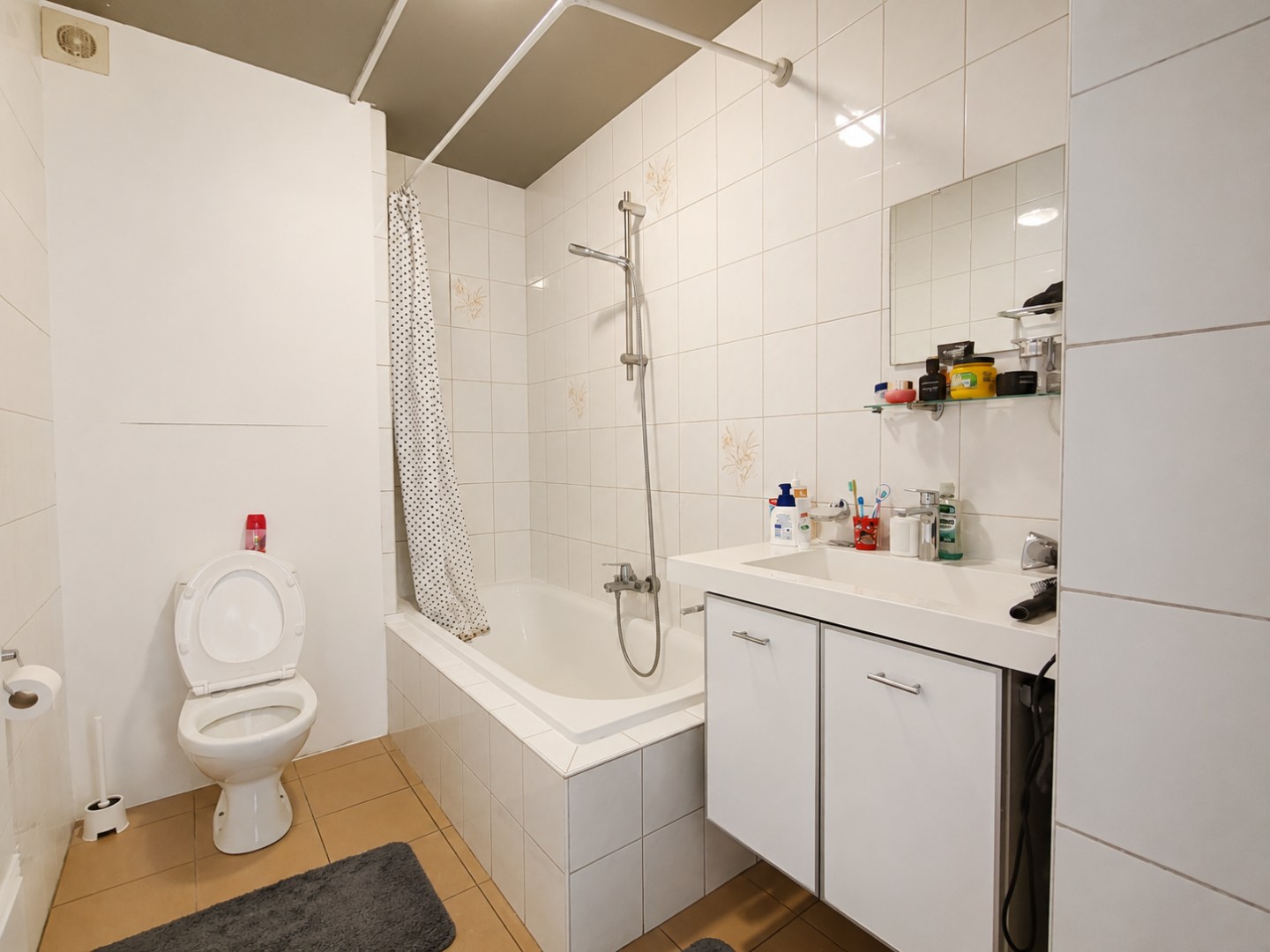 Gelijkvloers appartement met twee slaapkamers en autostaanplaats in Lokeren - foto 4
