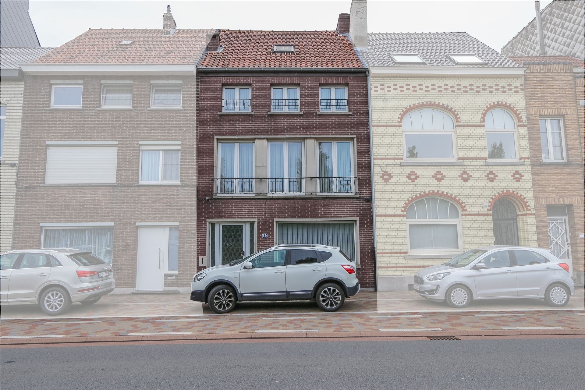 Ruime gerenoveerde stadswoning met zonnige tuin - foto 1