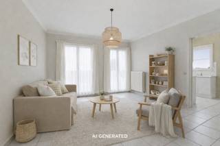 [[ DIT PAND NEEMT DEEL AAN DE ERA OPEN HUIZEN DAG OP 14/3 VAN 16:00 TOT 17:00 ]]
<p><strong>Te koop: ruim appartement met terras in het centrum van Poperinge, op korte afstand van openbaar vervoer.</strong></p>

<p> </p>

<p>Dit appartement biedt een praktische indeling en een centrale ligging. Met <strong>twee volwaardige slaapkamers</strong> en een ruime <strong>badkamer met ligbad</strong> is het ideaal voor gezinnen en koppels die extra ruimte zoeken, maar ook voor investeerders die op zoek zijn naar een appartement met een interessant rendement. Je kan ook genieten van de zon op je eigen <strong>privéterras</strong>. De ligging in het hart van Poperinge zorgt voor een vlotte toegang tot winkels, scholen en openbaar vervoer. Het <strong>EPC-label bedraagt een C</strong>, waardoor er geen renovatieverplichting is.</p>

<p> </p>

<p>Belangrijkste ruimtes:<br />• Woonkamer met veel lichtinval en plaats voor een eetgedeelte en privéterras<br />• Functionele keuken met voldoende opbergruimte<br />• Twee slaapkamers, geschikt voor diverse inrichtingen<br />• Badkamer met ligbad en wastafel</p>
​

<p>Troeven:<br />• Centrale ligging in Poperinge<br />• Twee volwaardige slaapkamers<br />• Degelijke energieprestatie (EPC-label C)<br />• Verhuurwaarde €600/maand</p>

<p> </p>

<p>Neem vandaag nog contact op met je ERA-makelaar voor een bezoek.</p>

<p> </p>

<p>JOUW DROOMAPPARTEMENT. ZO GEVONDEN!</p>