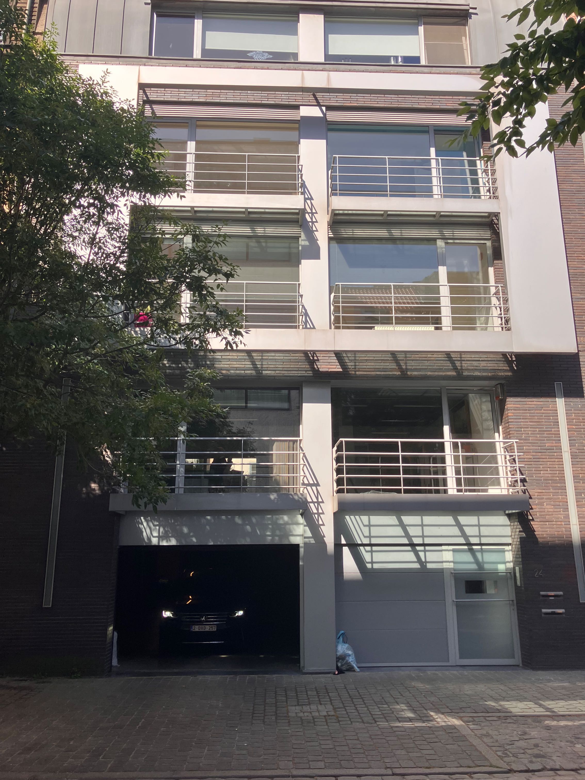 Appartement te koop in Antwerpen met 3 slaapkamers - foto 1