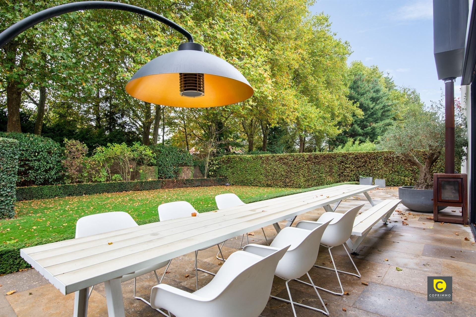 Villa: 6 slk , 4 badk. op 796 m² Z-w perceel  - foto 3