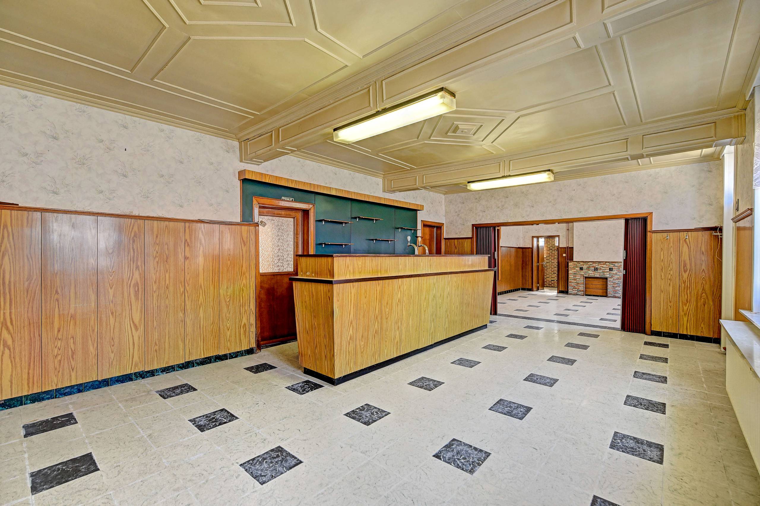 Karaktervolle vrijstaande woning met bijgebouwen op 16a 42ca - foto 4