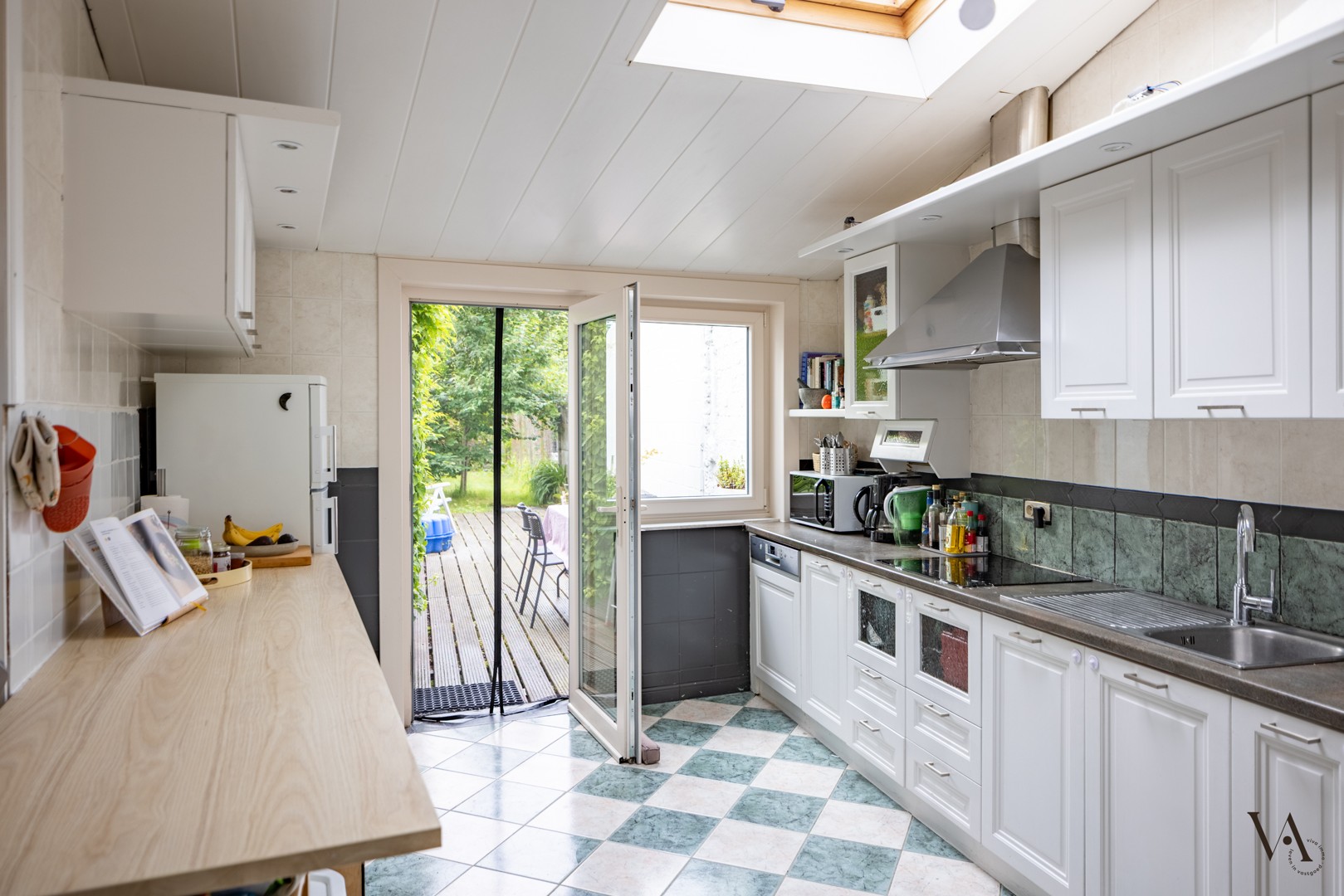 Charmante rijwoning met zonnige tuin in hartje Heverlee - foto 5