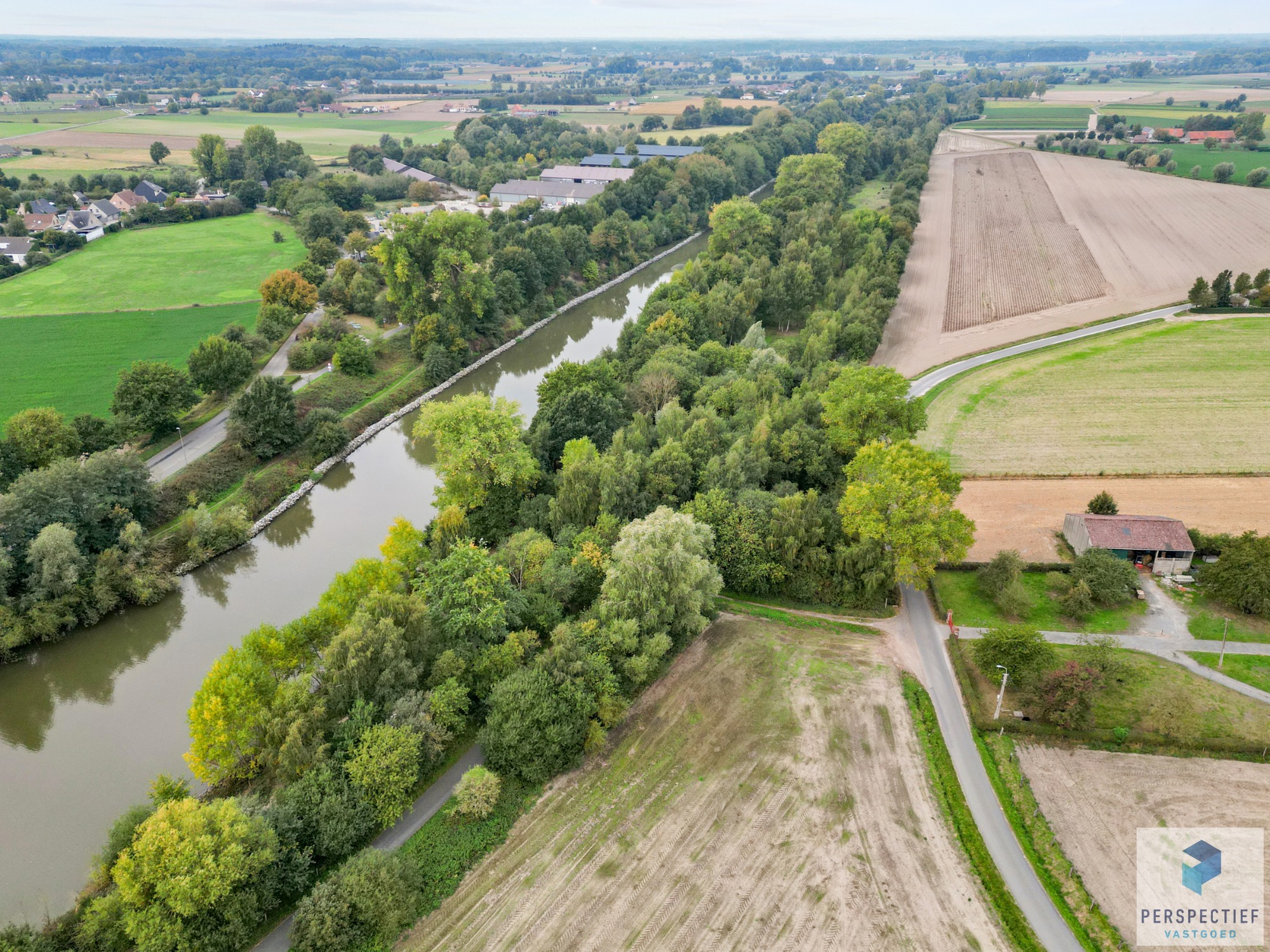 BEN-woning: Volledig en kwaliteitsvol afgewerkte nieuwbouwwoning in hedendaagse Pastorijstijl - met Zuidgerichte tuin in landelijke omgeving te Beernem - foto 3