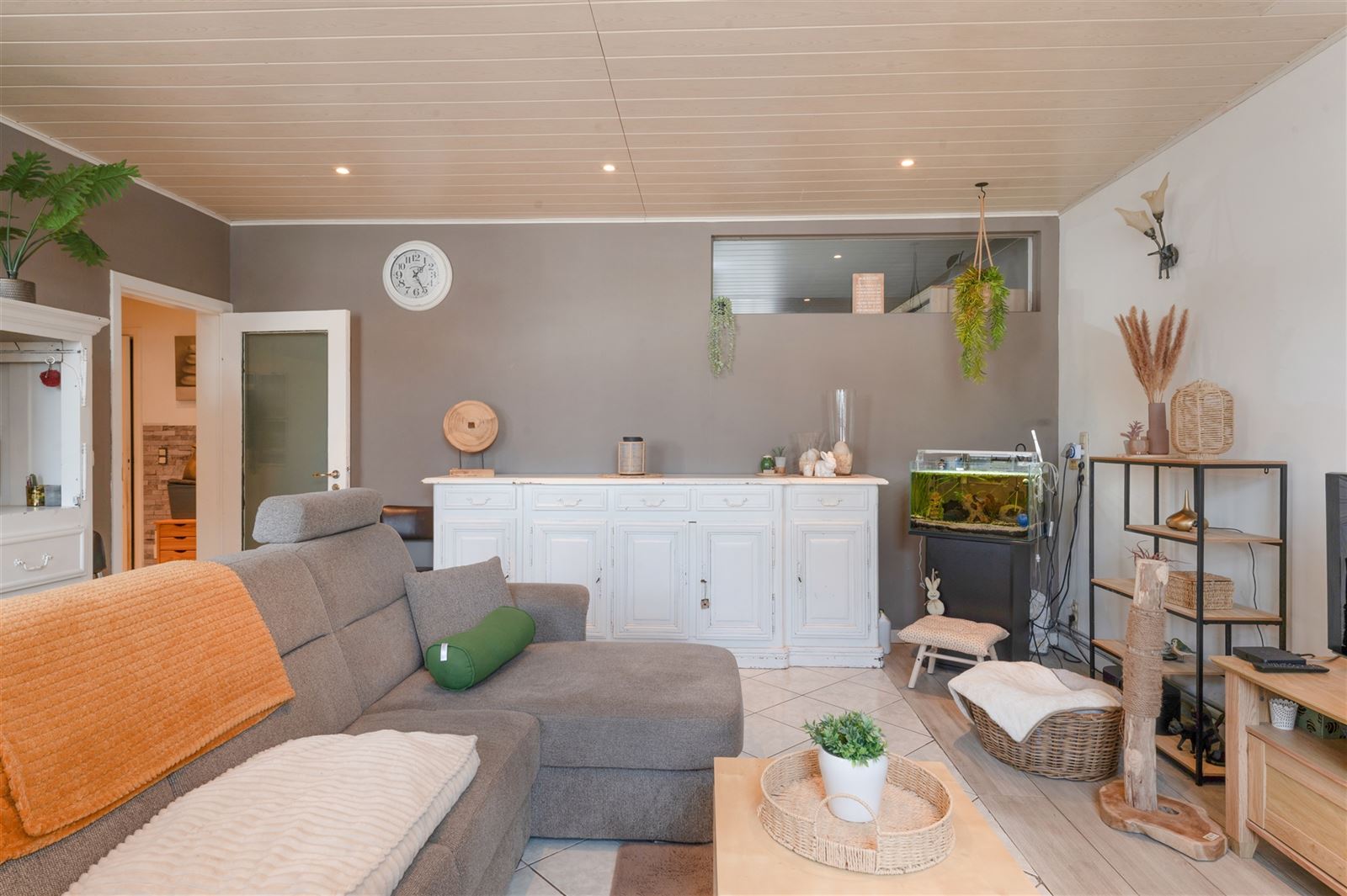 Opbrengsteigendom - 3 appartementen en 3 garages - foto 4