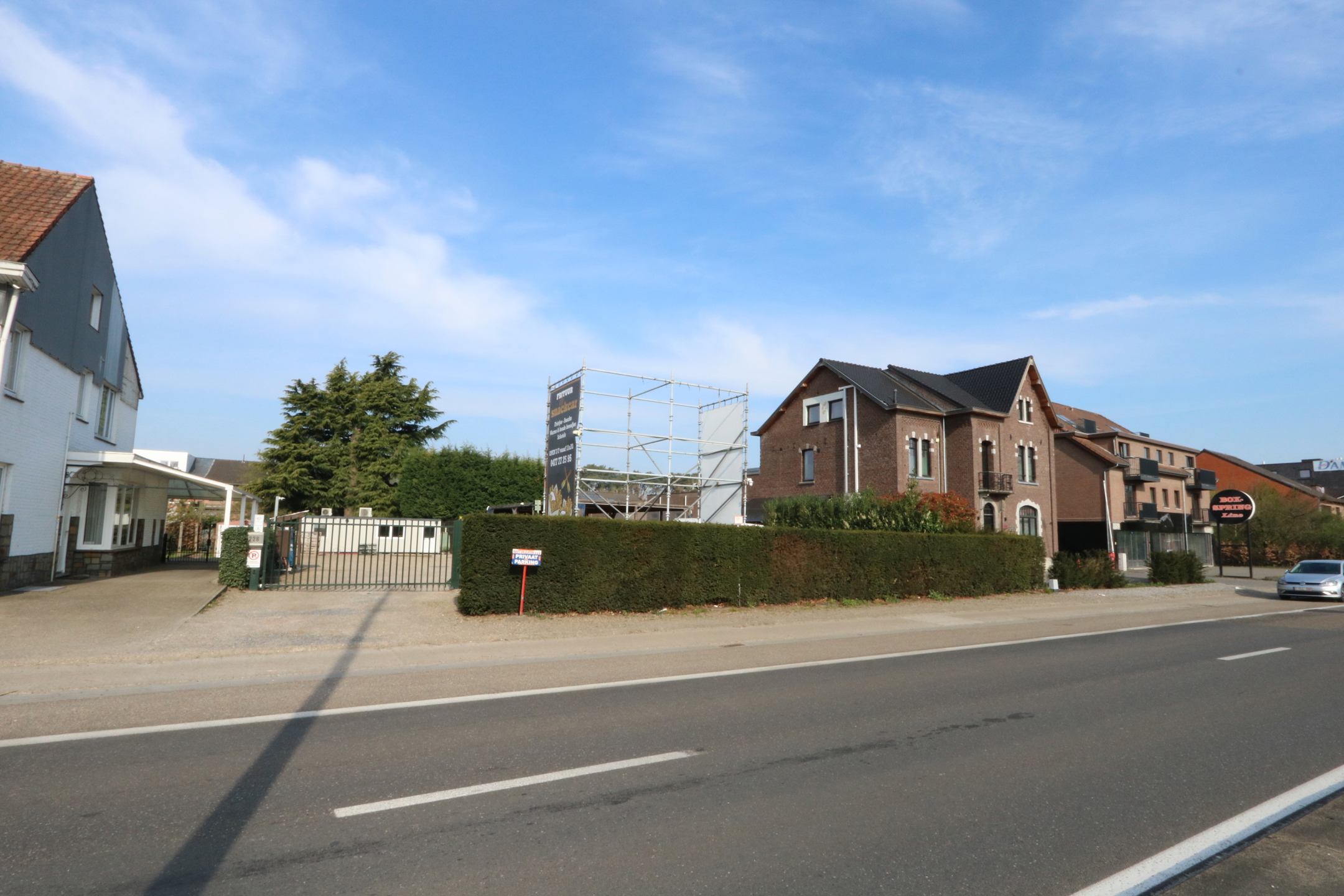 Te huur: Ruim terrein van 10a59ca op een toplocatie in Maasmechelen - foto 1