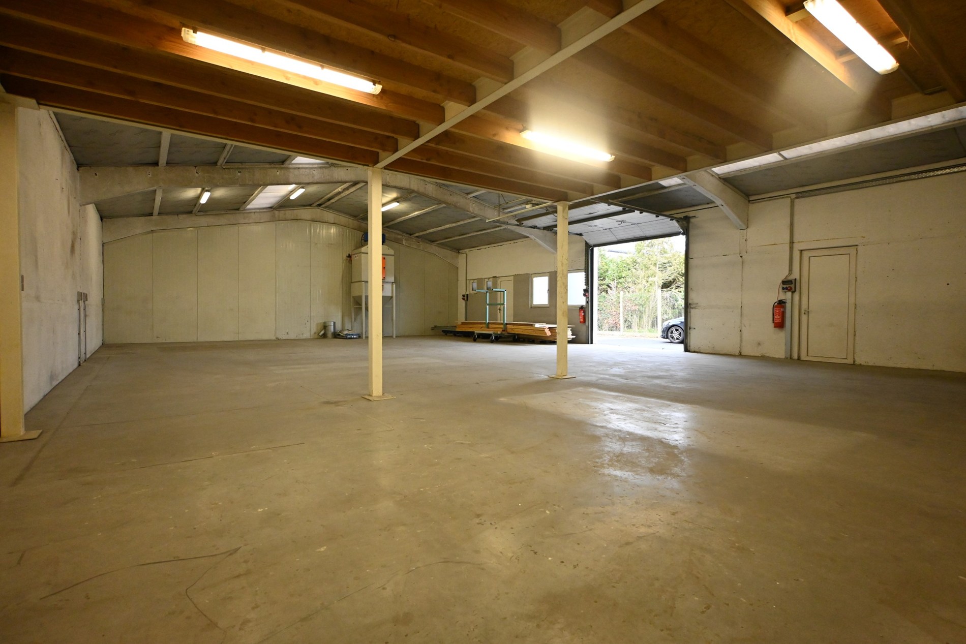 Loods in het industriegebied van Knokke-Heist - foto 3