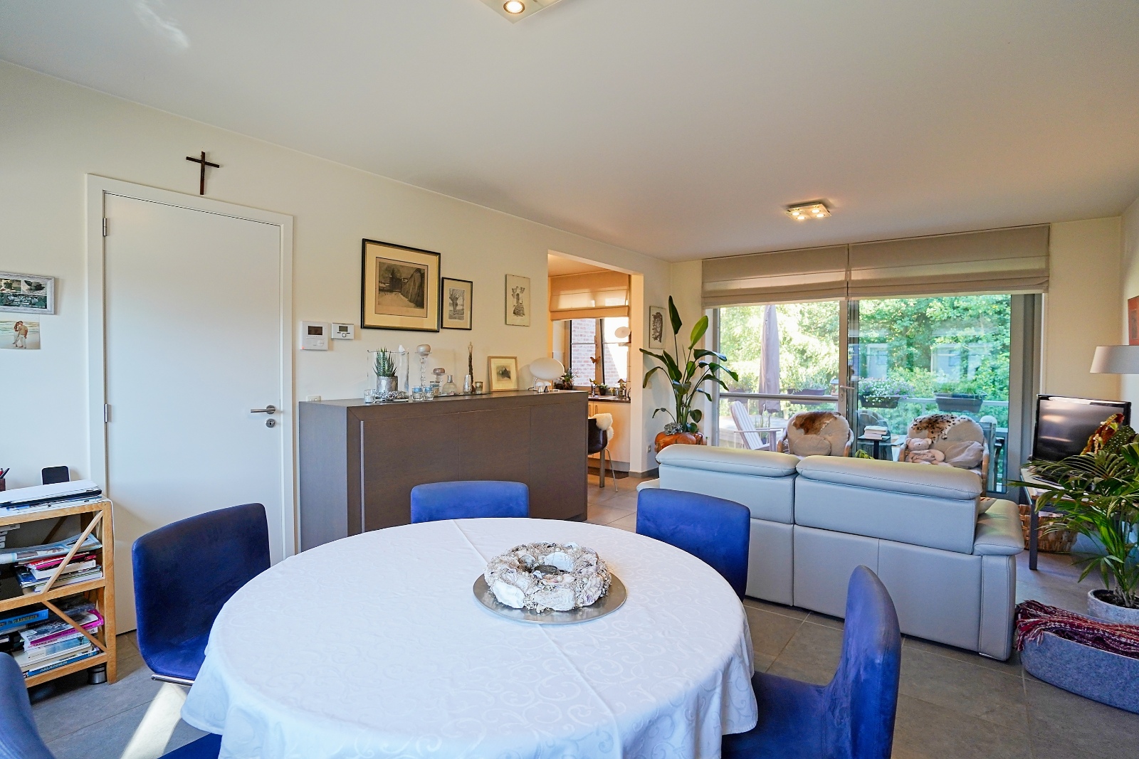 Te huur: energiezuinig appartement met prachtig uitzicht op Buggenhoutbos - foto 2