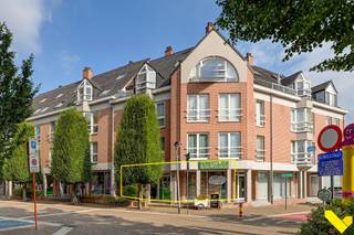 Te koop: veelzijdig handelspand in hartje Tessenderlo-Ham – 90 m² met privéparkingOntdek dit instapklare handelspand van 90 m², gelegen vlak achter...