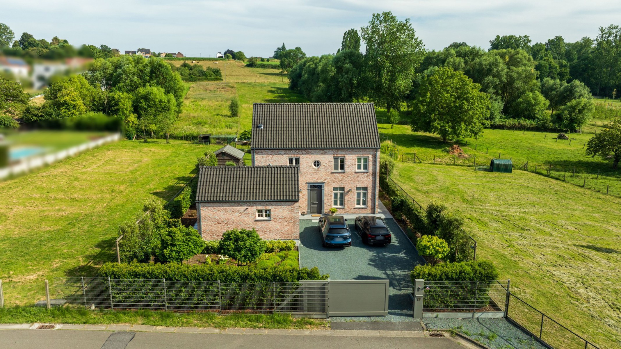 House for sale in Roosdaal