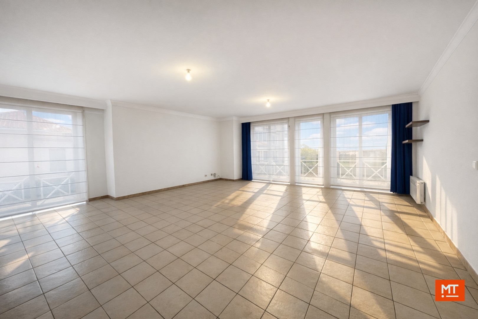 Appartement met 2 slaapkamers en garage te Roeselare - foto 2