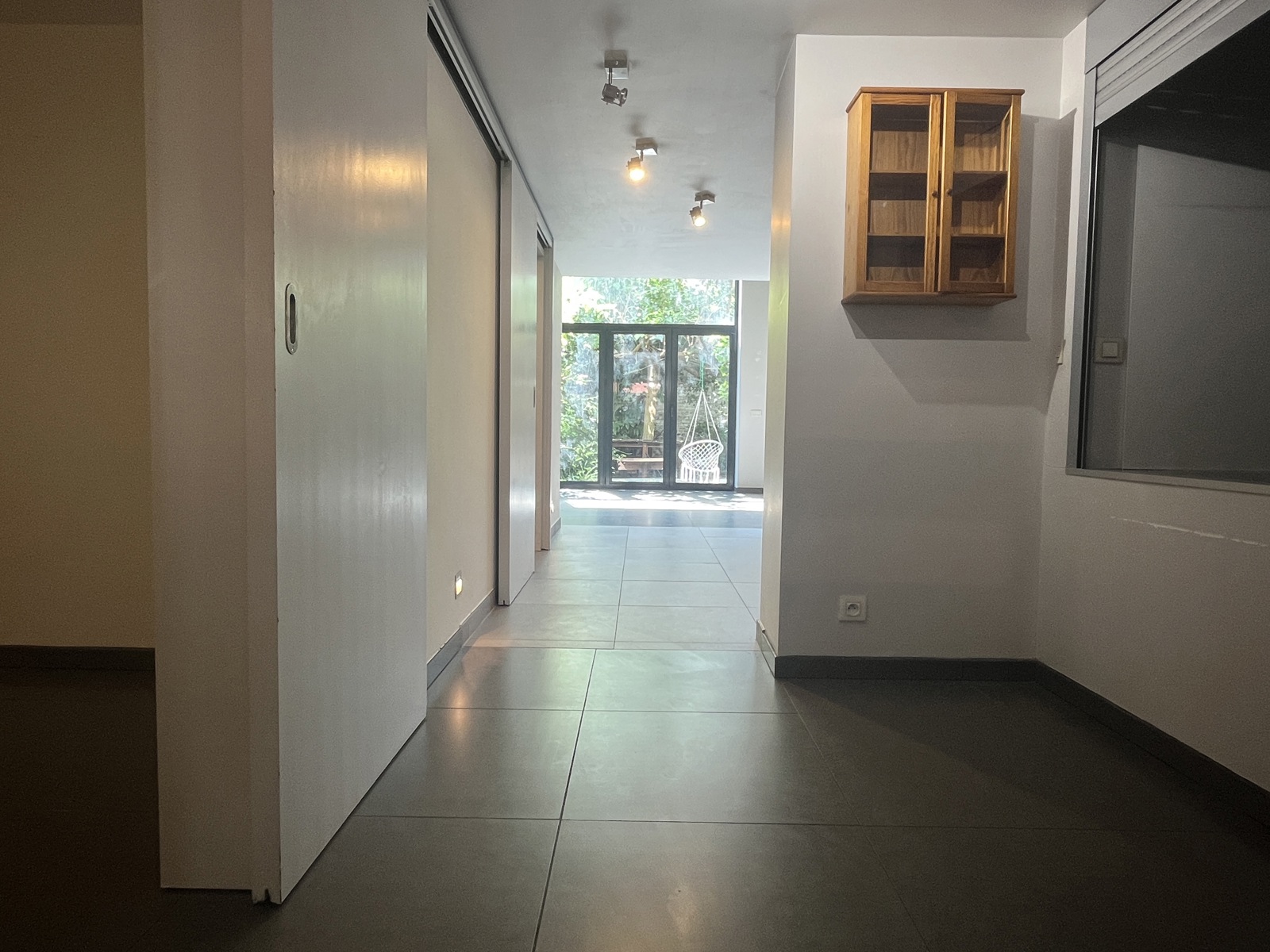 Apartment for rent in Brussels with 2 bedrooms - photo 4