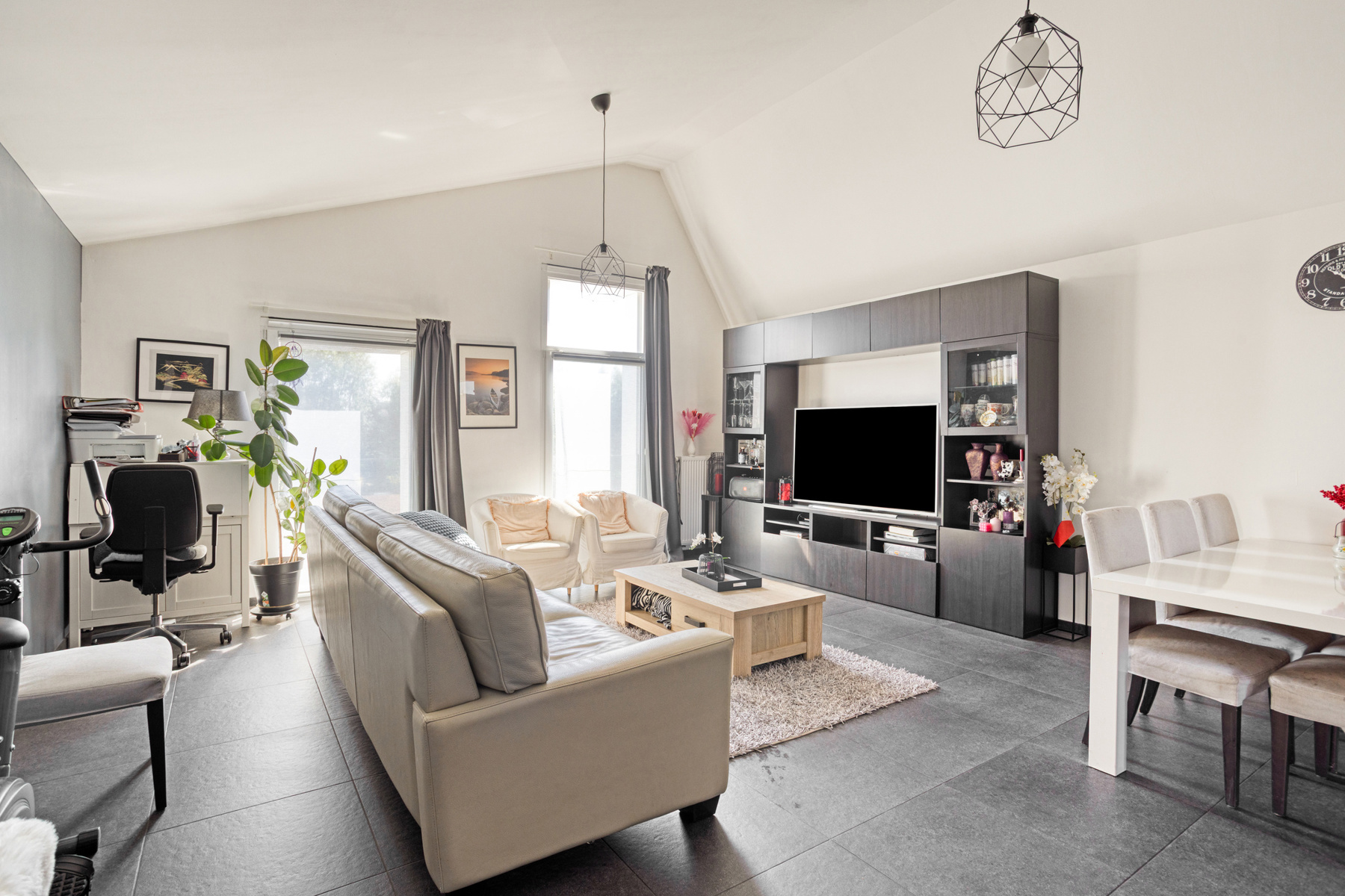 Leuke stapelwoning met tuin in innovatieve, kalme wijk - foto 2