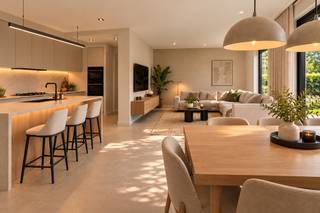 In een rustige, groene woonwijk in Bottelare (Merelbeke) bevindt zich deze stijlvolle nieuwbouwwoning, ontworpen door Vanhoorn-Maeckelbergh architecten.<br /><br />Deze moderne gezinswoning combineert strakke architectuur met optimaal wooncomfort. De lichtrijke leefruimte met grote raampartijen biedt een prachtig zicht op de tuin en sluit naadloos aan op het terras. De woning beschikt over een functionele indeling, een inpandige garage en een afgewerkte verdieping onder het schuine dak, inclusief dakraam.<br /><br />Dankzij het gebruik van hoogwaardige materialen en energiezuinige technieken is dit een duurzame woning die klaar is voor de toekomst.<br /><br />Troeven:<br />- Rustige ligging in een residentiële buurt<br />- Strakke, tijdloze architectuur<br />- Grote glaspartijen voor maximale lichtinval<br />- Energiezuinige nieuwbouw<br /><br />MOGELIJKHIED OM EEN AFSPRAAK IN TE PLANNEN ELKE VRIJDAG VAN 14U - 16u TER PLAATSE. <br /><br />Interesse in deze eigentijdse woning in het hart van Bottelare? <br />Meer info: nicola.verhelst@acasa.immo of bel 0479/43 30 86!