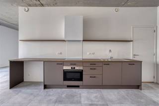 COMFORTABELE STUDIO MET TERRAS Residentie John Martin is gelegen in de Tulpstraat/Klamperstraat te 2060 Antwerpen. De naam van de residentie is een...
