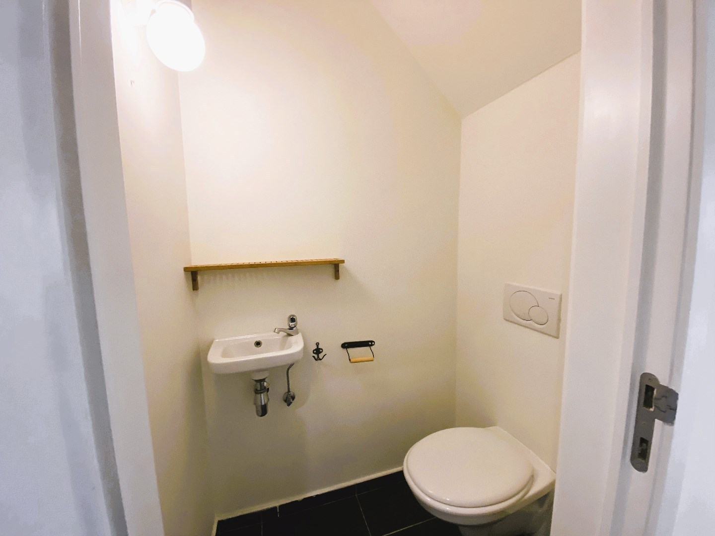 Moderne verhuurde loft-woning met dakterras in hartje Desselgem! - foto 5