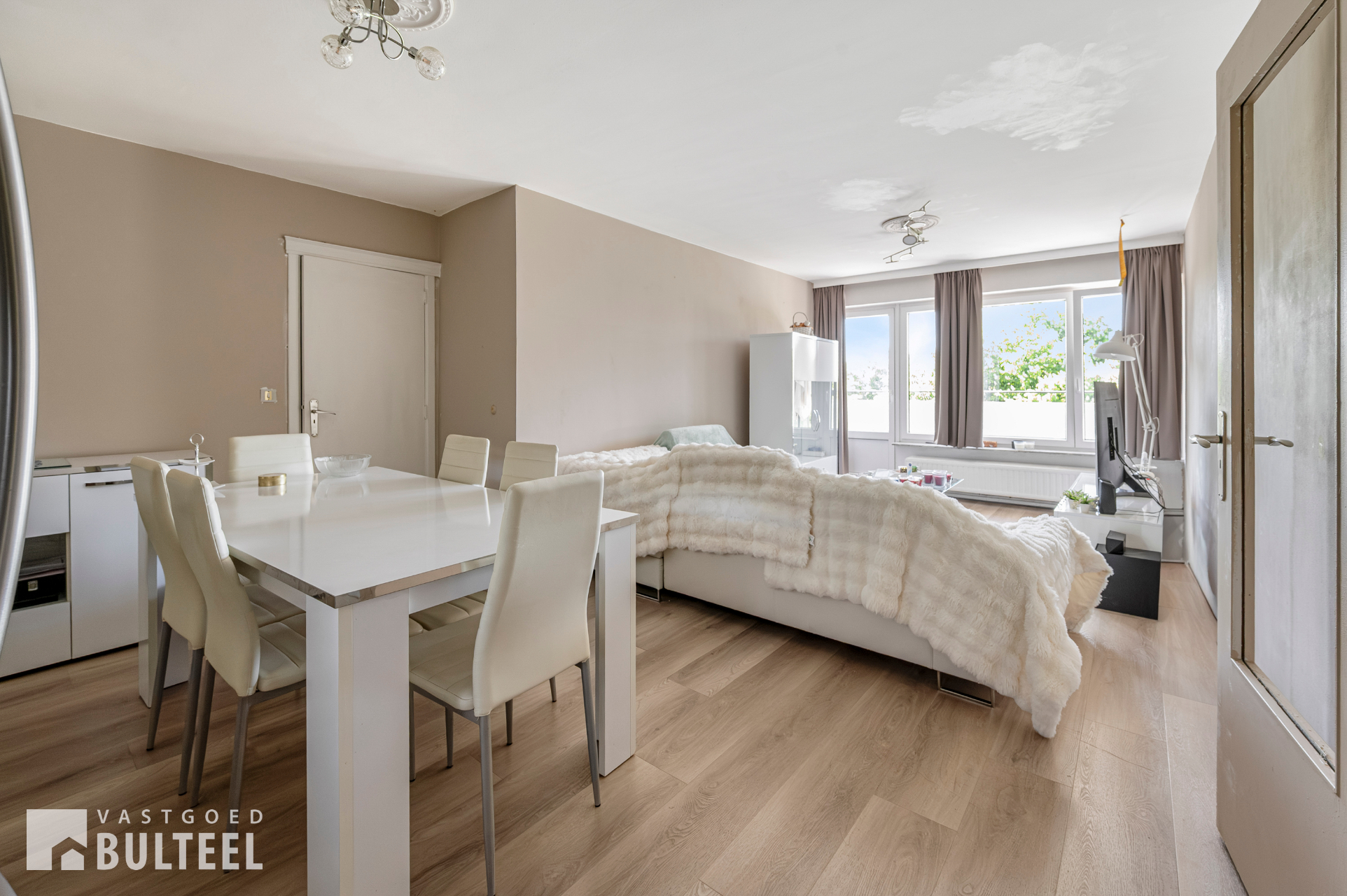 Apartment for sale in Sint-Niklaas with 2 bedrooms - photo 3