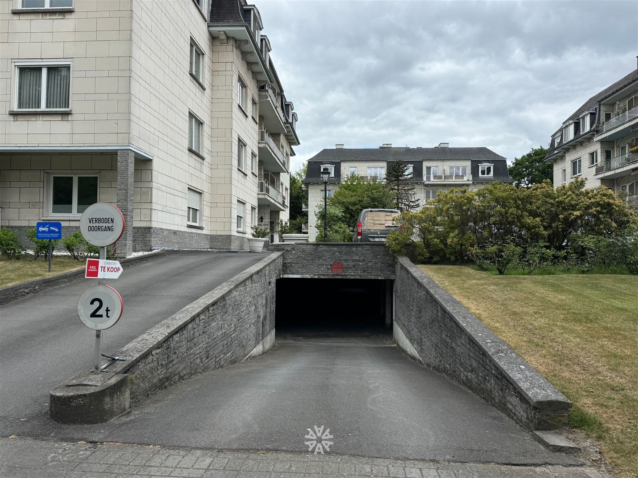 garage-basement - photo 1