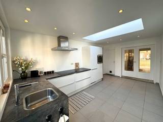 House for sale in Stabroek