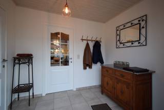 KAMPIOENSTRAAT 9 – ROESELAREDeze ruime en gezellige halfopen bebouwing is gelegen in een rustige en aangename woonomgeving in Roeselare en biedt alle...