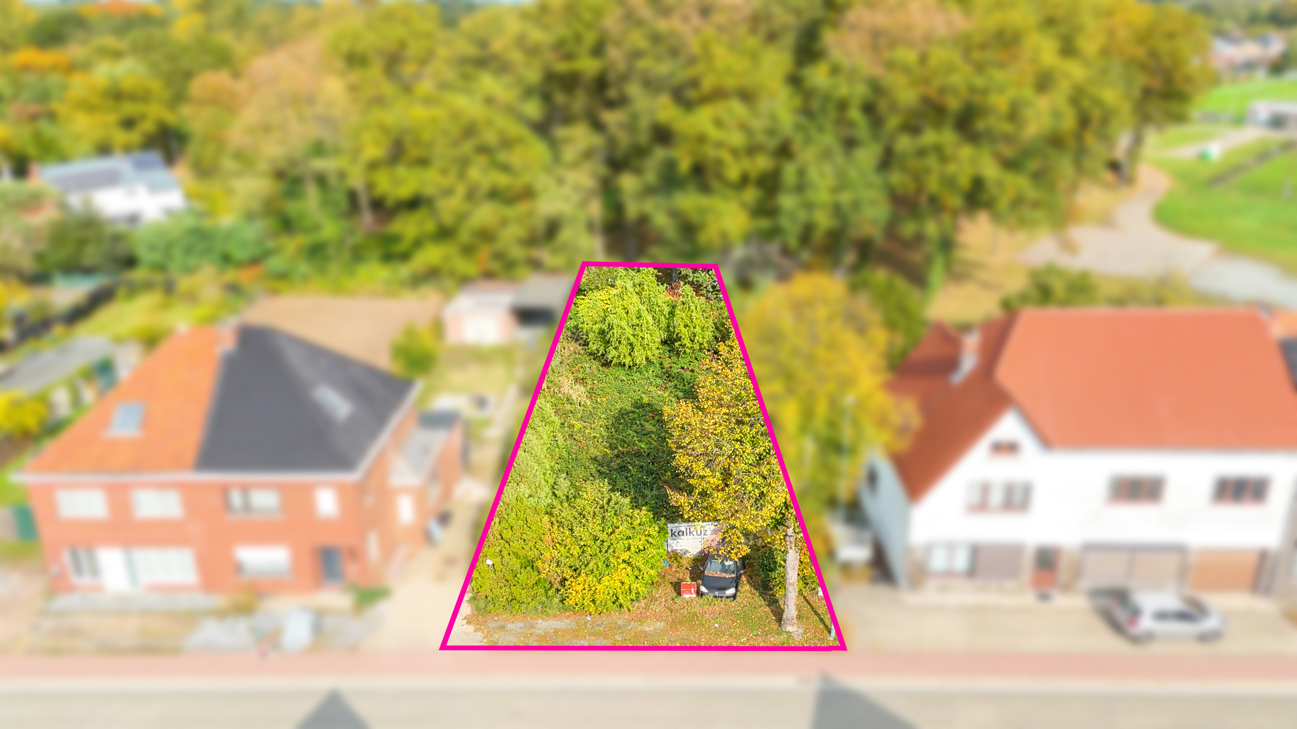 Bouwgrond van 728m² voor OB met vergunde plannen! - foto 4