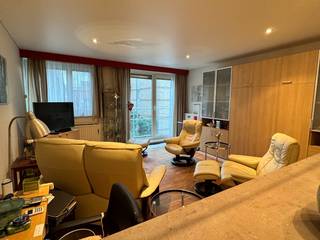 Bemeubelde studio, vlakbij het strand en het openbaar vervoer en op wandelafstand van het centrum.Inkomhal met slaaphoek, woonkamer met terras, open...