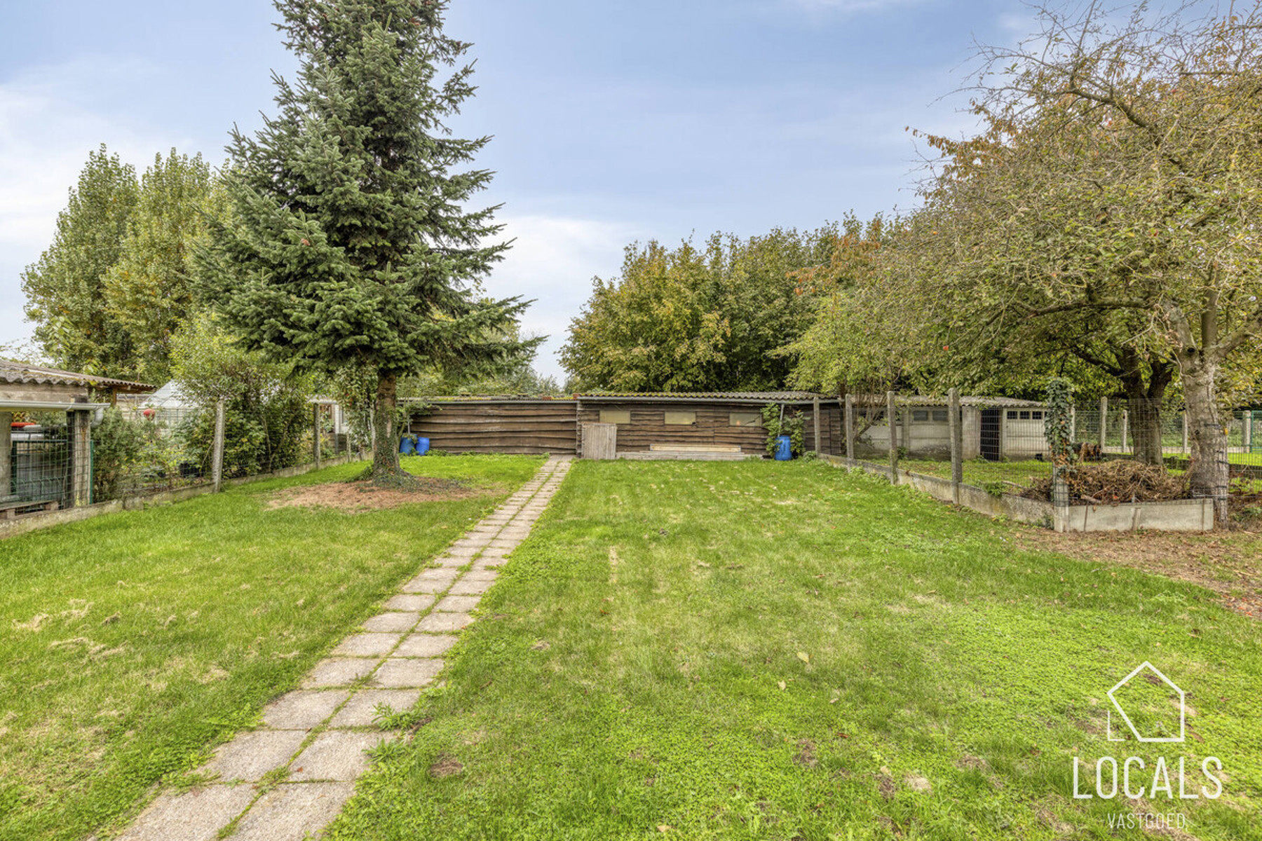 Stijlvol gerenoveerde open bebouwing met grote tuin - foto 5