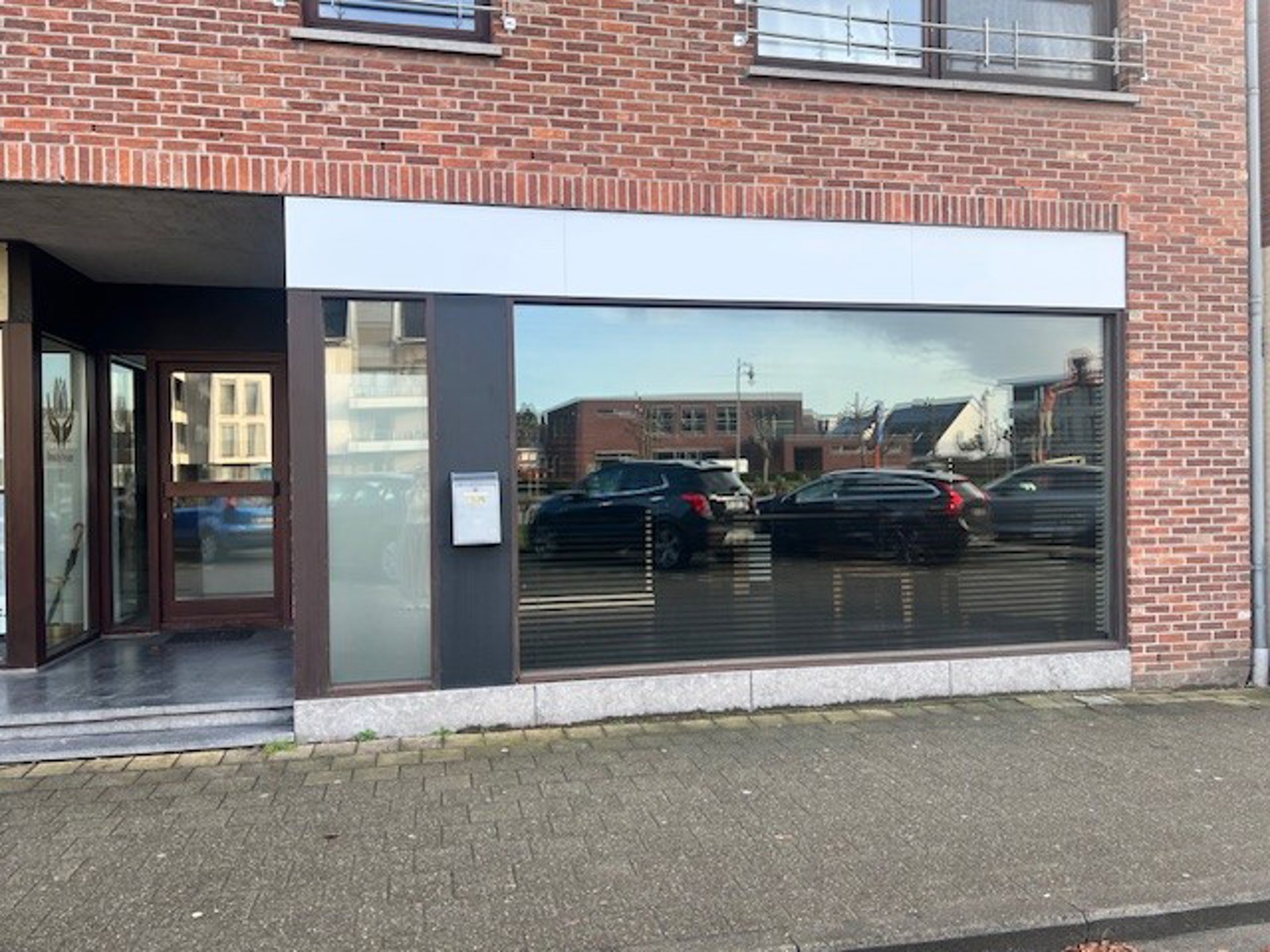 Commercial for rent in Hoogstraten - photo 1