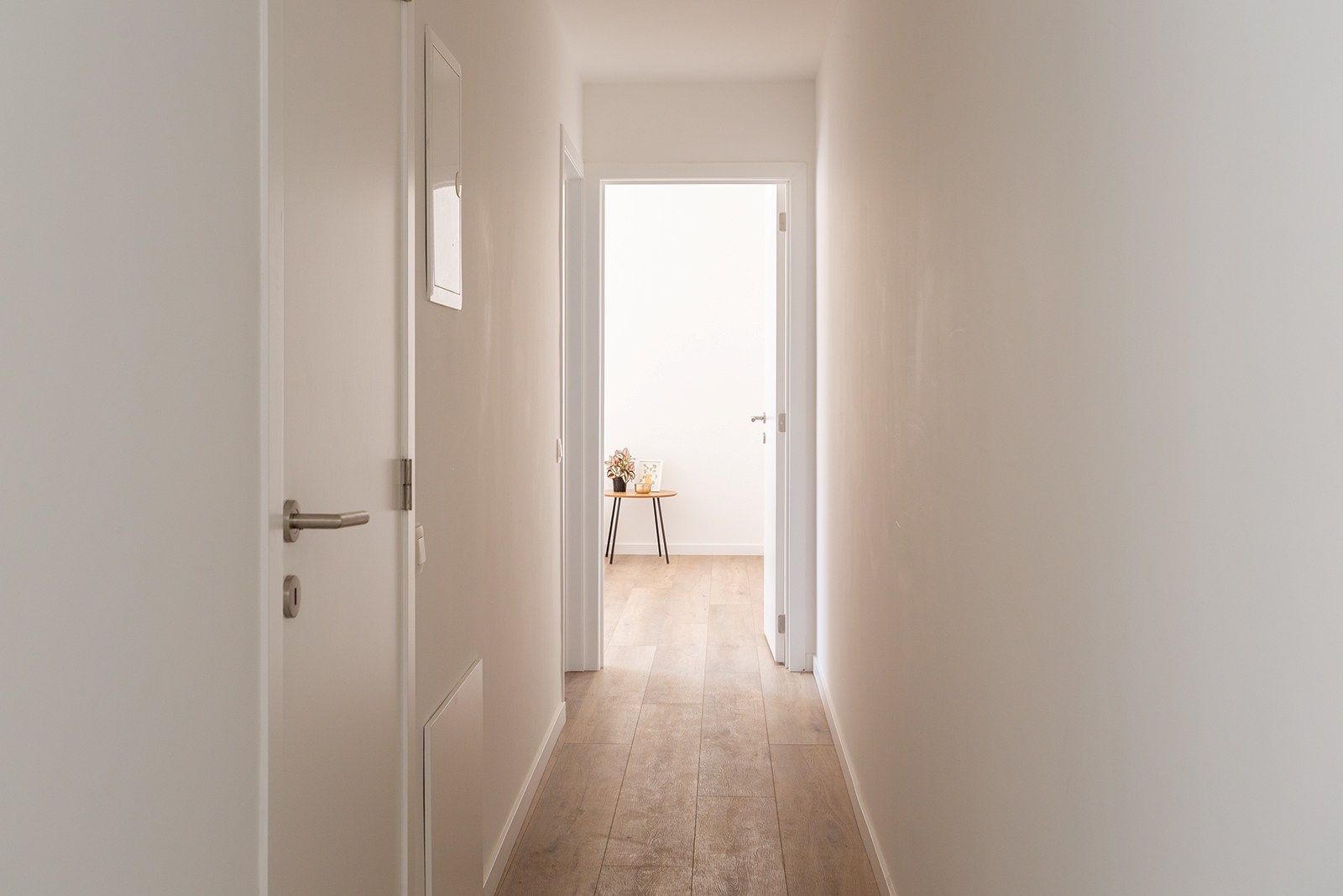 Volledig gerenoveerd opbrengsteigendom met 6 appartementen en handelsgelijkvloers - foto 5