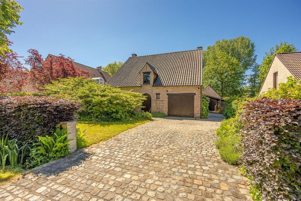 House for sale in S Gravenwezel with 4 bedrooms - photo 1