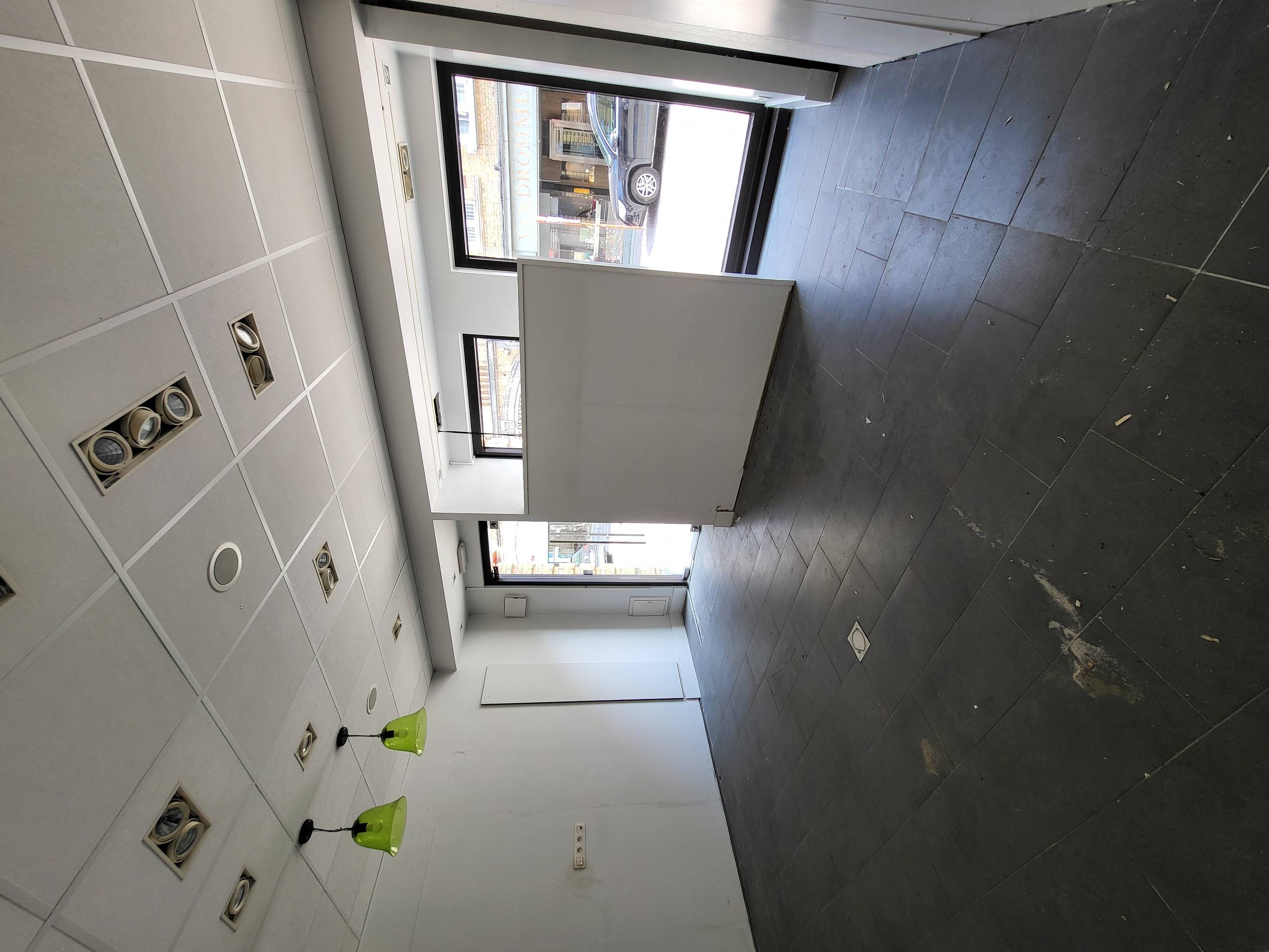 Commercial for rent in Ypres - photo 5