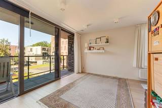 In a quiet and green location within the well-known Prince Plot Court, you will find this luxury assisted living apartment. The combination of...