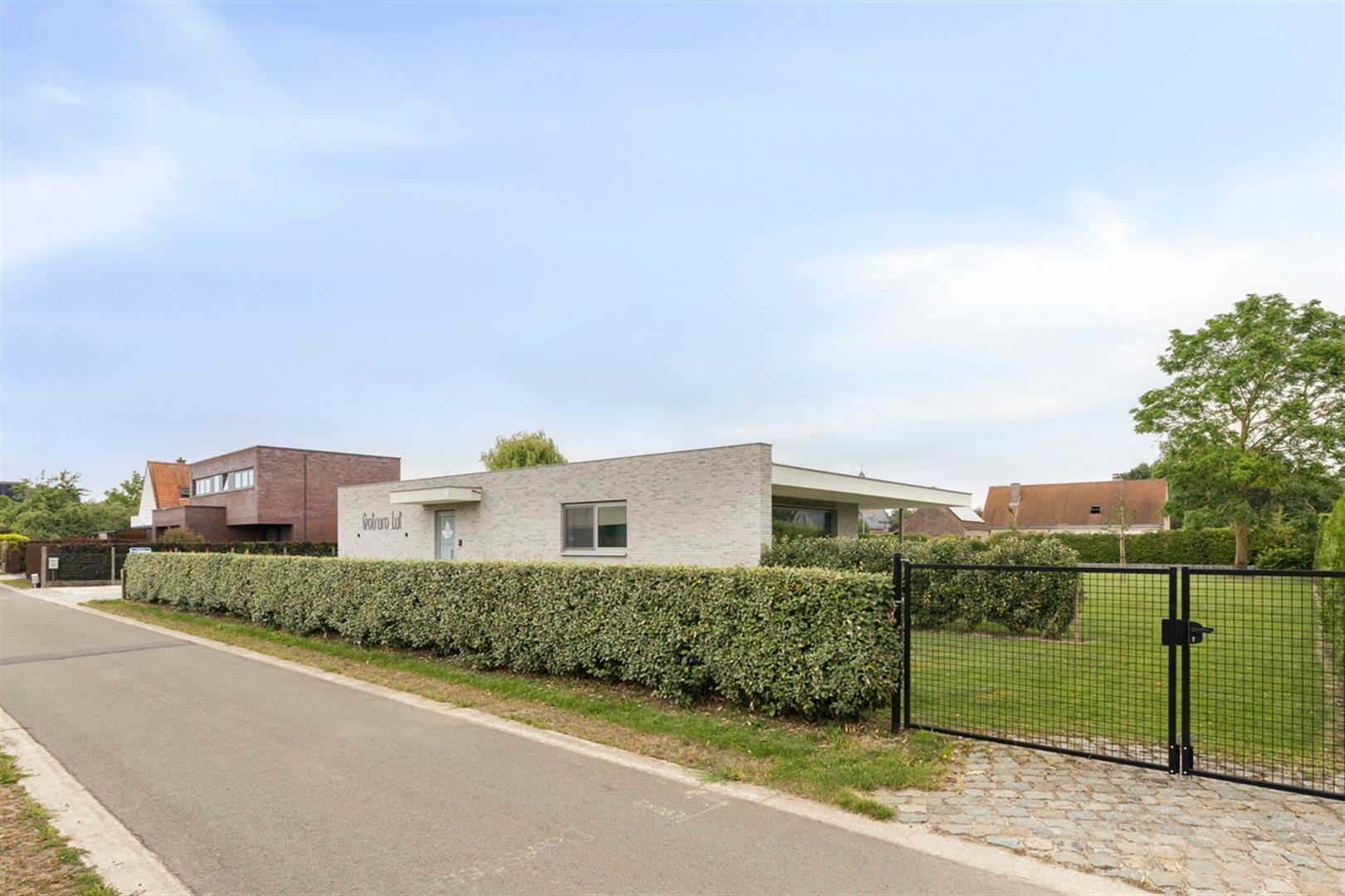 Recente, rustig gelegen laagbouwvilla in het landelijke Elsegem. - foto 2