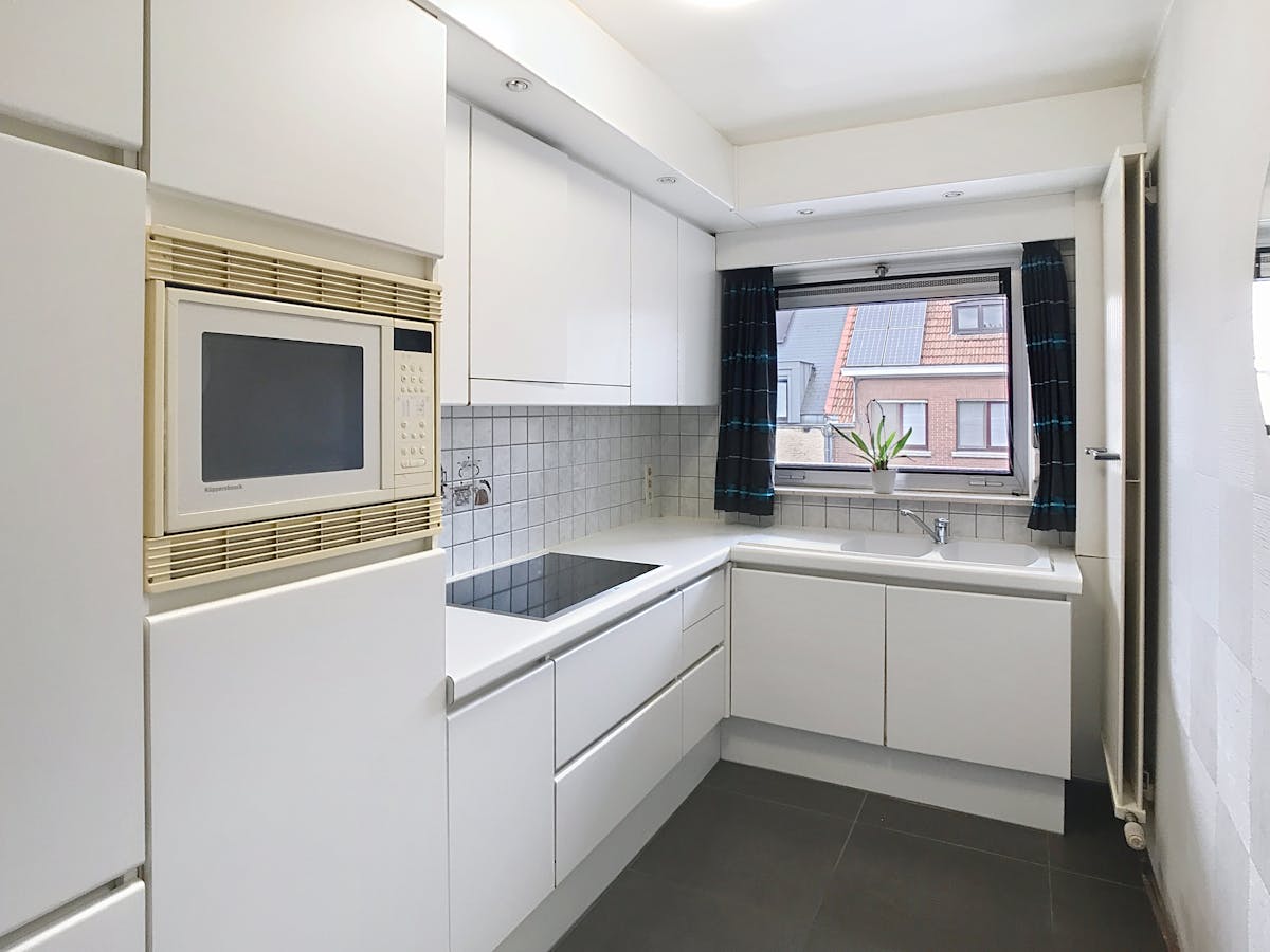 Ready to move in 2 bedroom apartment with terrace. - photo 3