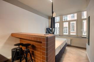 Deze prachtige studio ligt op een droomlocatie in het historische stadscentrum van Leuven. De locatie op de eerste verdieping van een kleinschalig...
