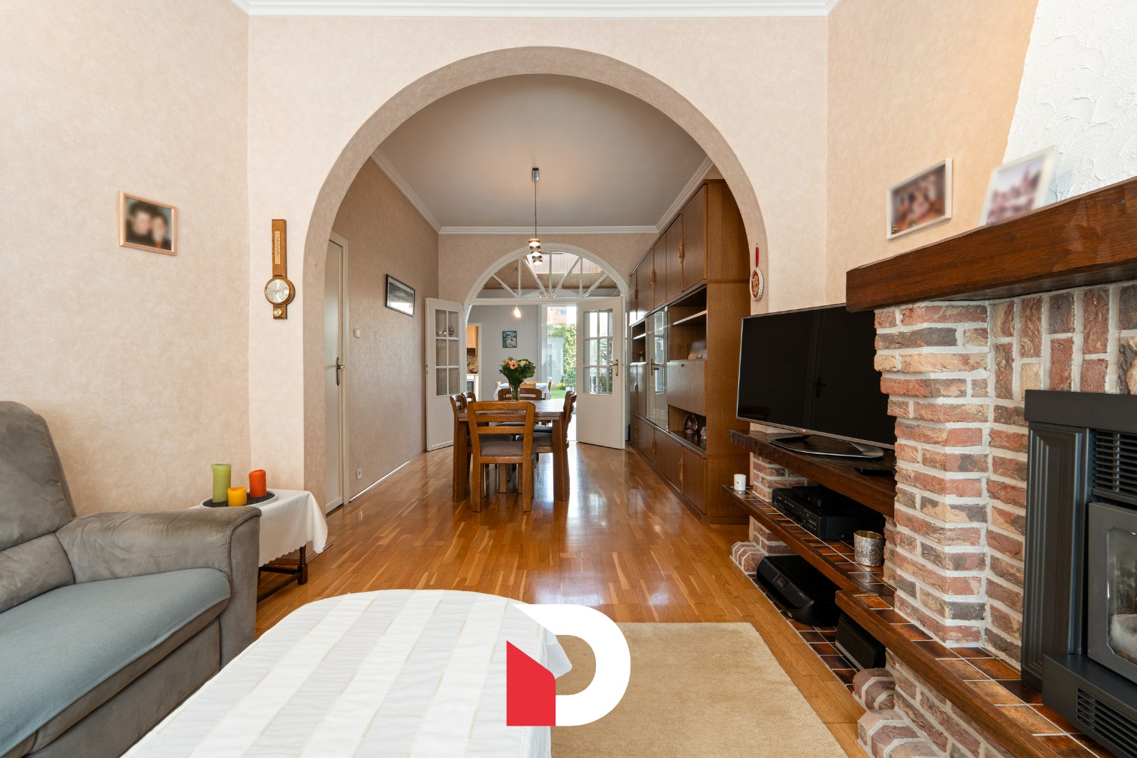 Riante burgerwoning te Kristus-Koning met 4 slk tuin en garagebox - foto 4