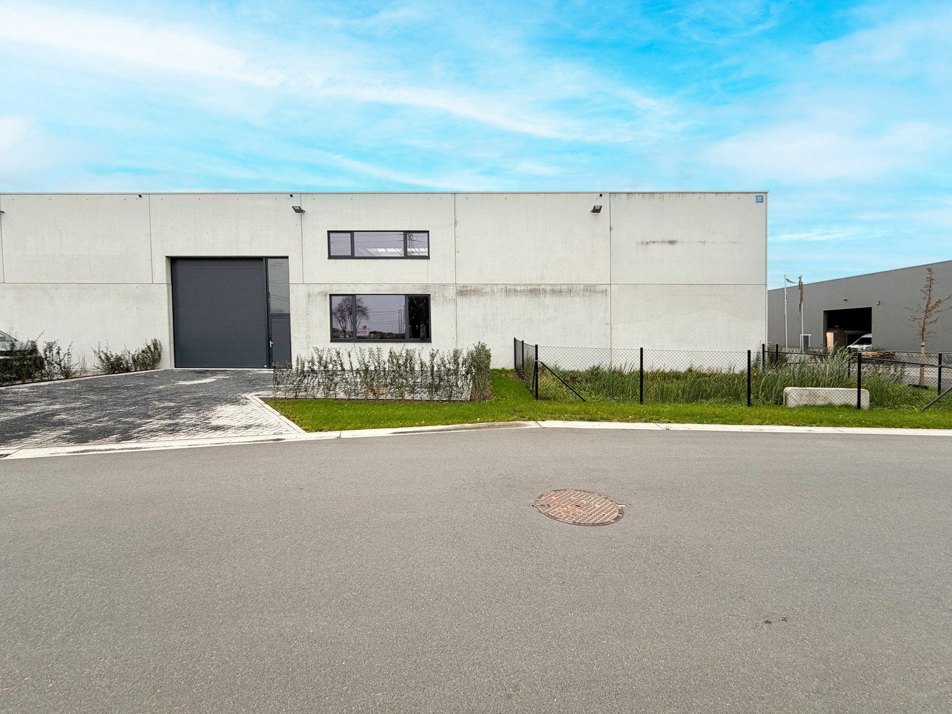 Laatste Nieuwbouw KMO-unit 430m² in Vichte - foto 1