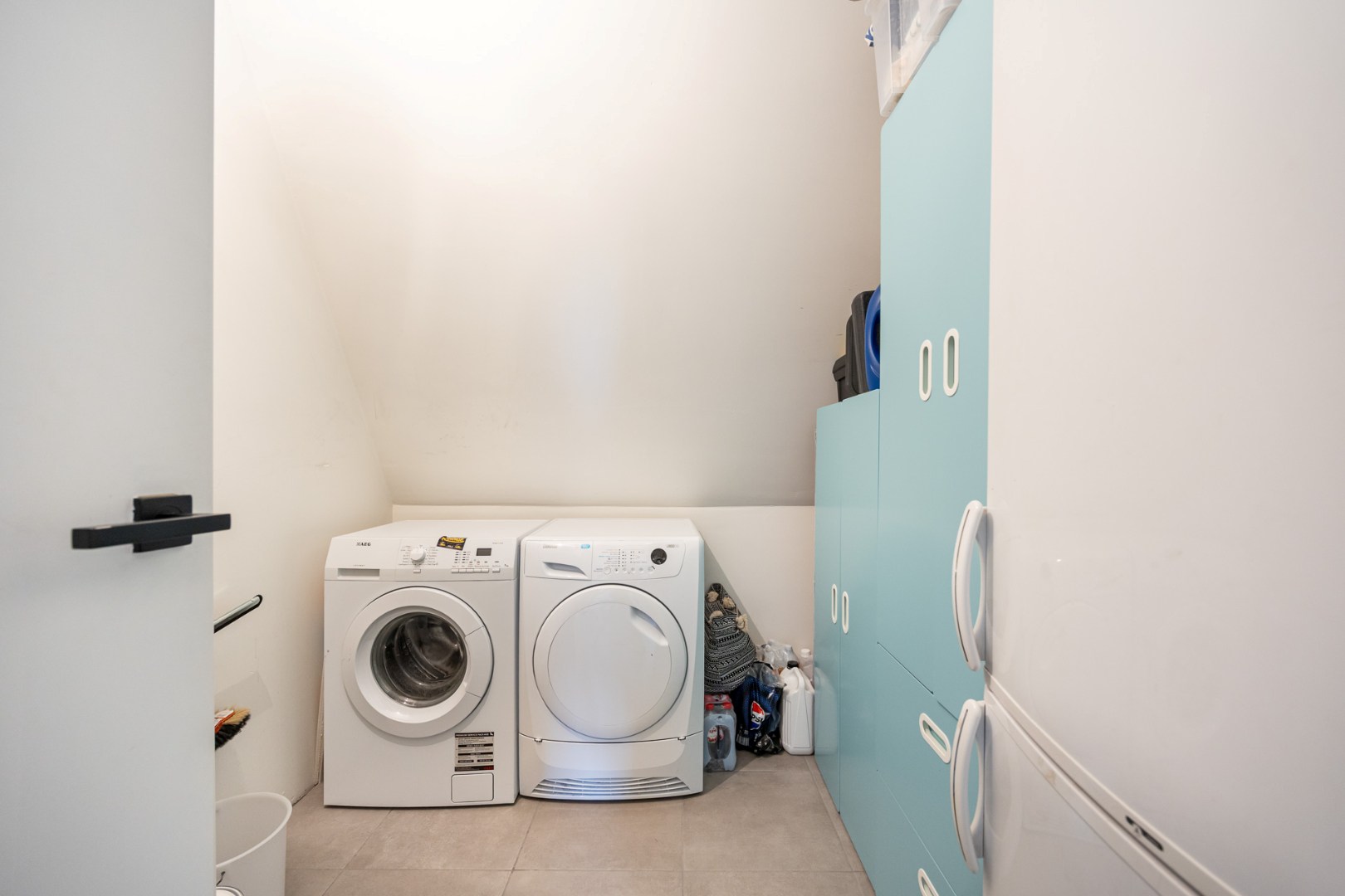 Prachtig, energiezuinig dak appartement met 3 slaapkamers, terras en carport - foto 4