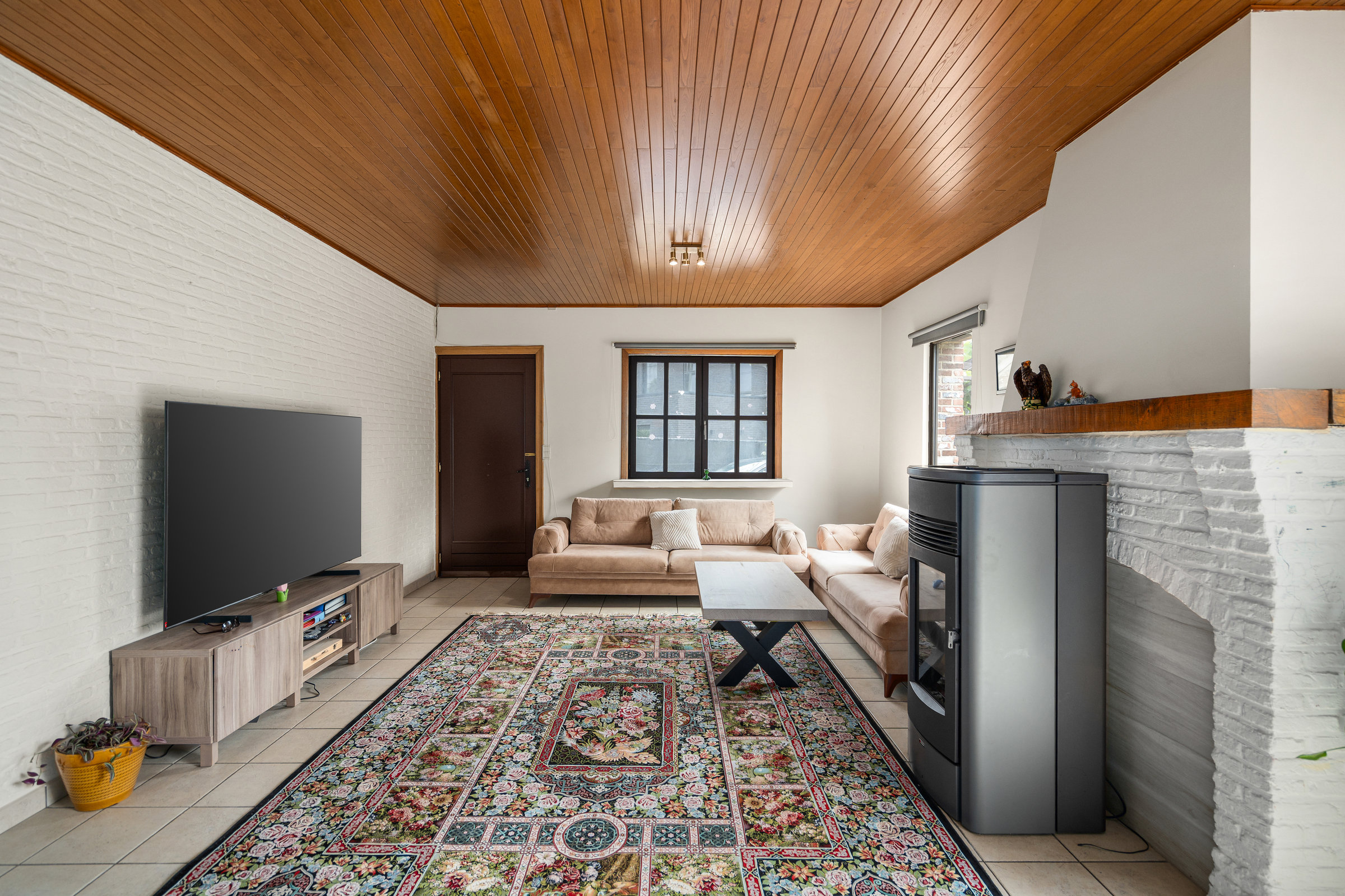 Instapklare woning met 3 slaapkamers, tuin en garage - foto 4