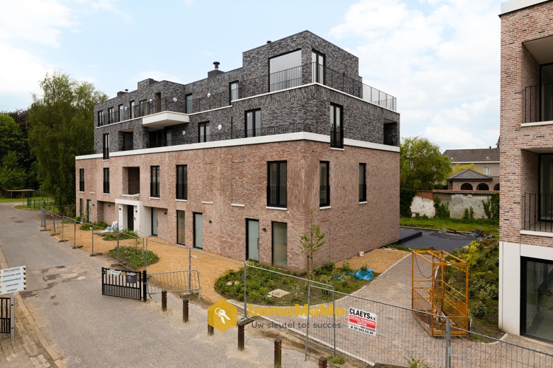 MOGELIJKHEID AANKOOP NIEUWBOUW à 6% BTW - LUXUEUS APPARTEMENT TE KOOP OP TOPLOCATIE IN LOCHRISTI (WACHTEBEKE) - foto 1