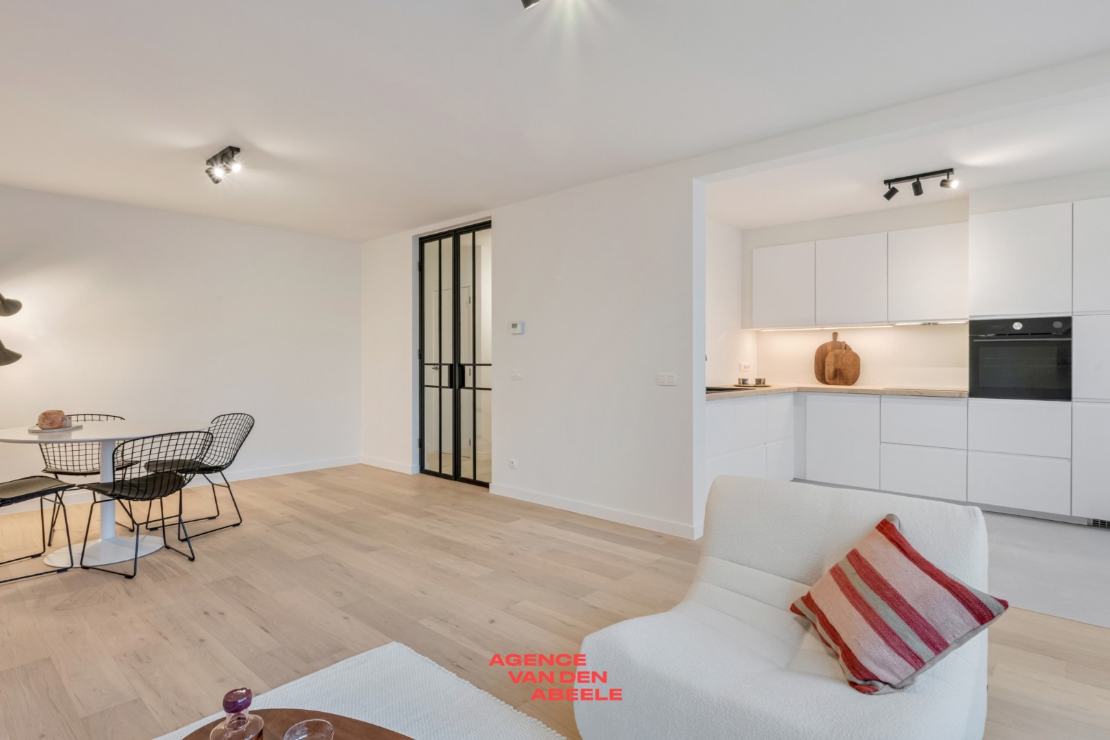 Gerenoveerd A label appartement met 2 slaapkamers en terras - foto 4