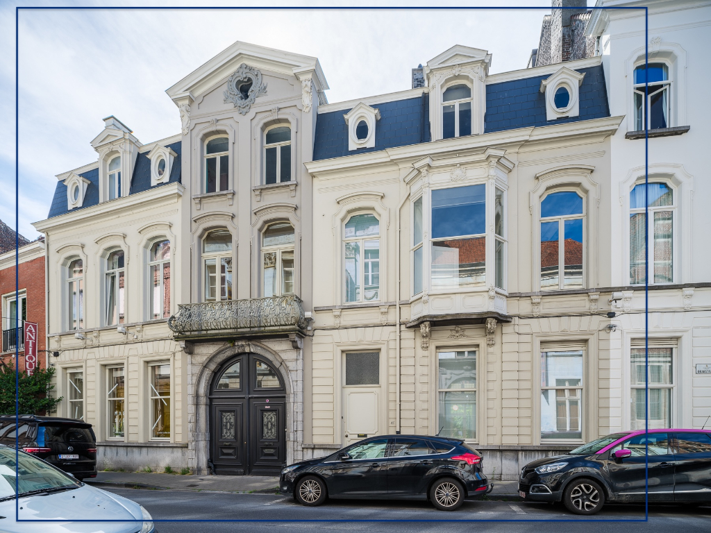 Indrukwekkende dubbelwoning (bvo samen 885 m²) op absolute toplocatie in het centrum - foto 1