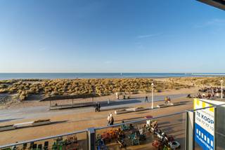 Wie droomt van wonen in het levendige Nieuwpoort met winkels, horeca en grootwarenhuizen op wandelafstand, voelt zich meteen thuis in dit...