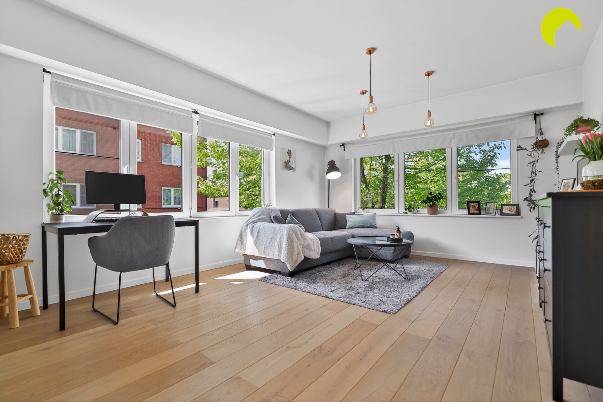 Lichtrijk gerenoveerd appartement met ruime kelder! - foto 5