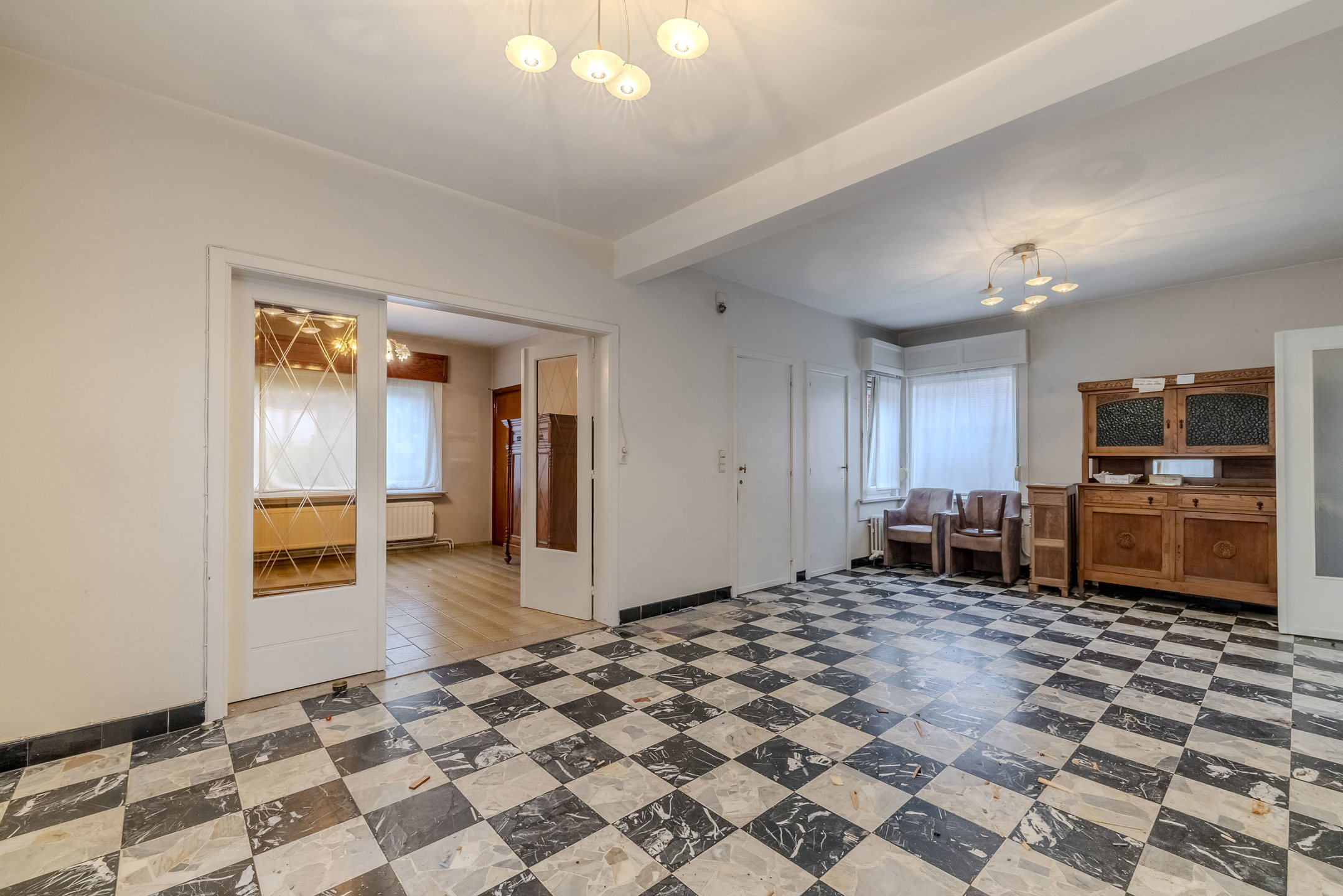 Ruime woning met loods (180m²) op toplocatie. - foto 5