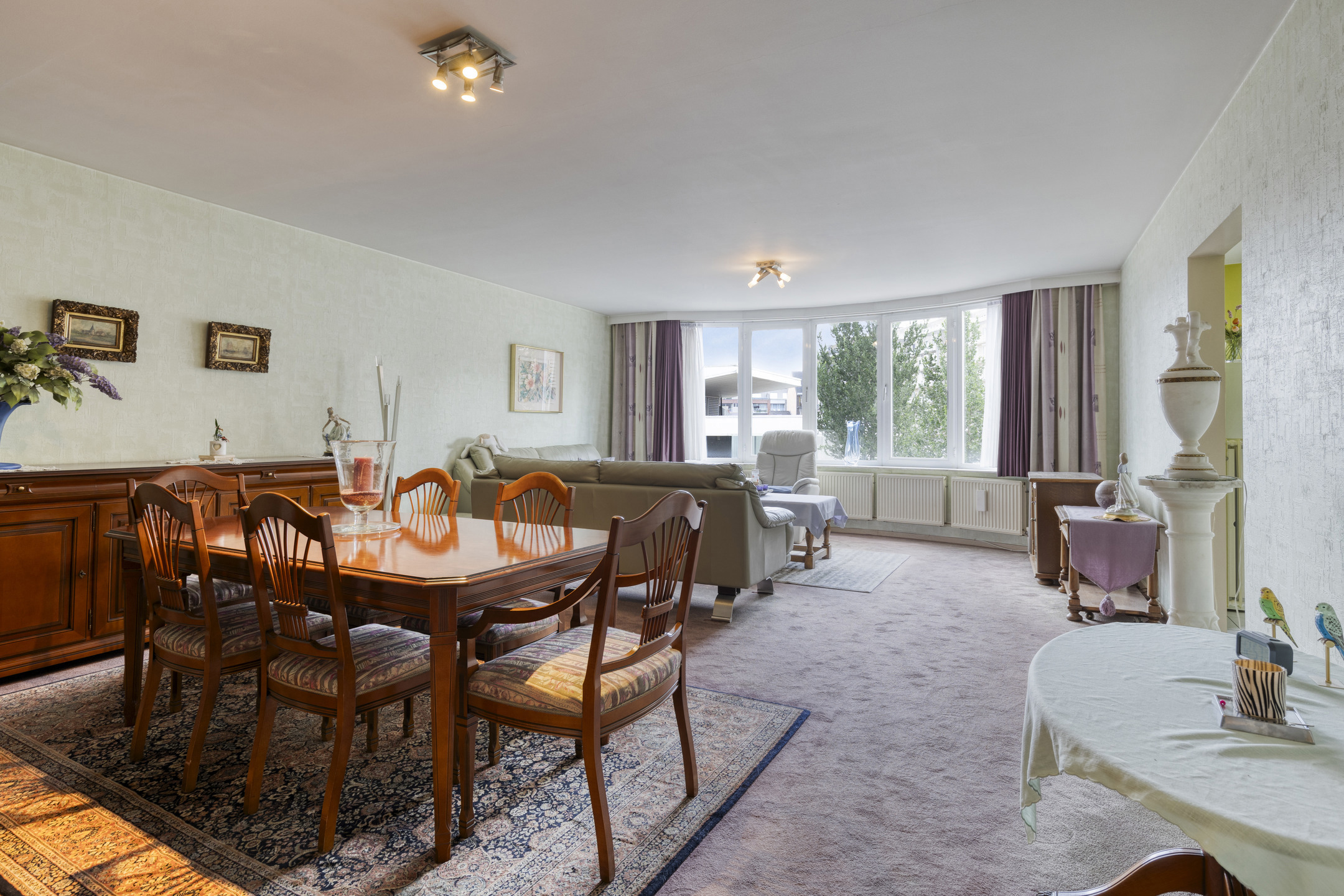 Ruim appartement met drie slaapkamers nabij het Rivierenhof. - foto 5