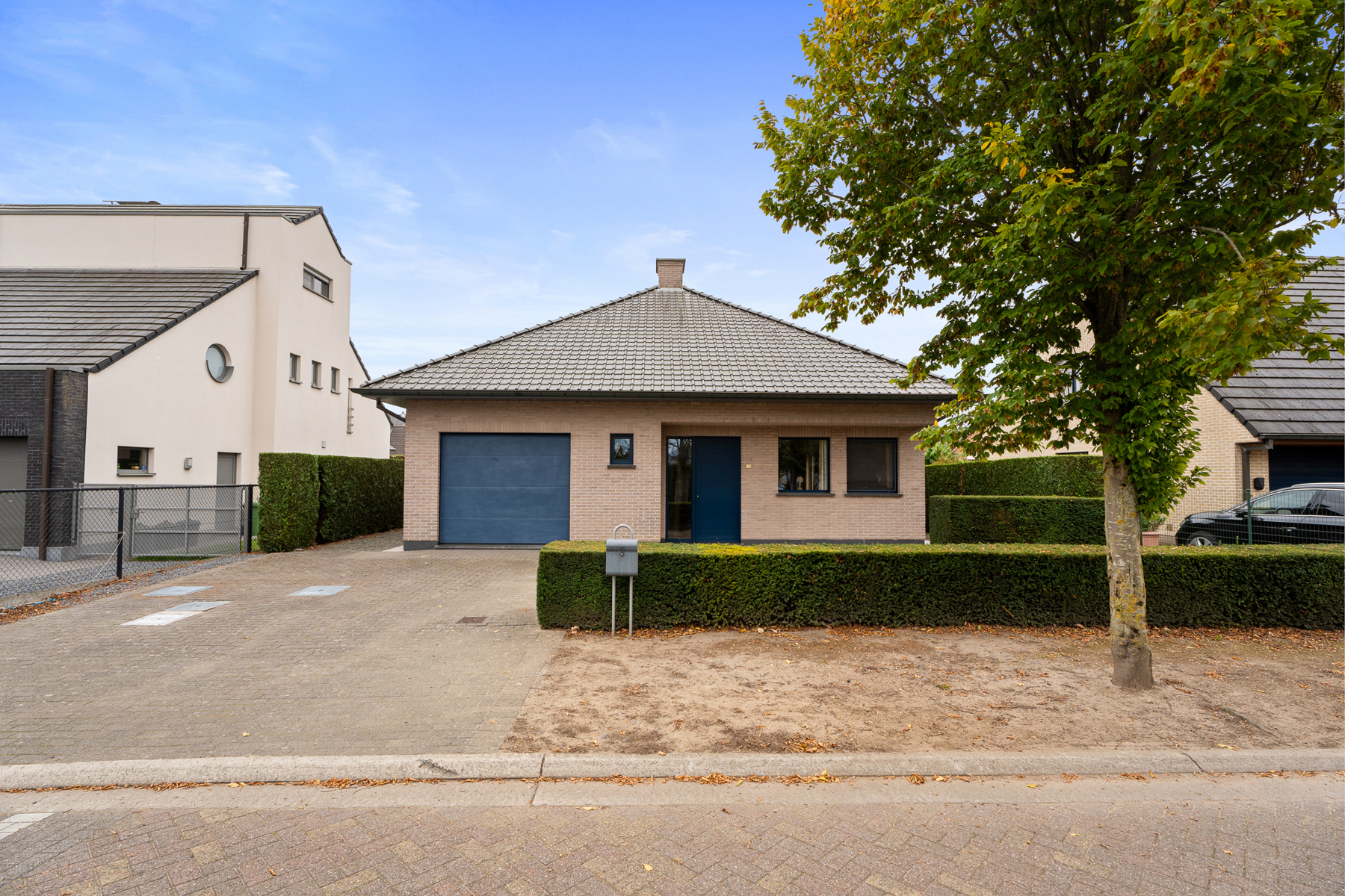 Perfect onderhouden bungalow in een residentiële wijk! - foto 2