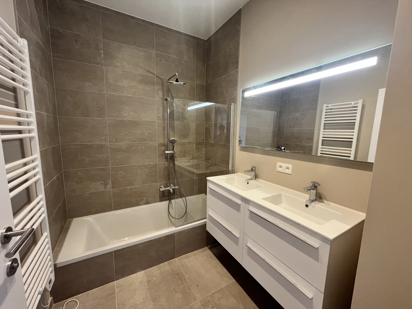 Apartment for rent in Nazareth with 3 bedrooms - photo 4