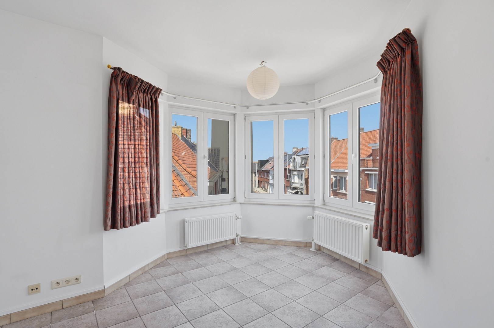 Instapklaar appartement met 2 slaapkamers te Eernegem - foto 4